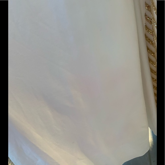 Cache Gown - Picture 5 of 7